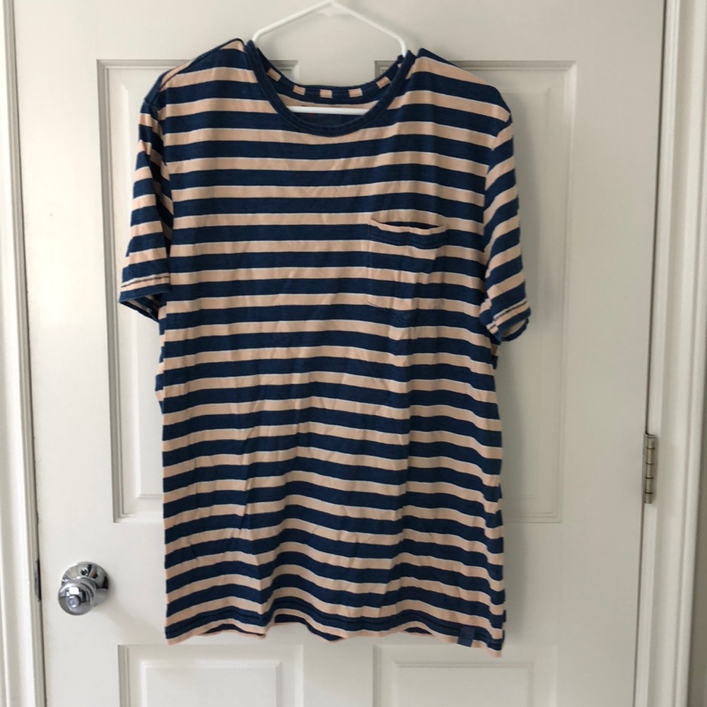 Men’s Lucky Brand T-shirt